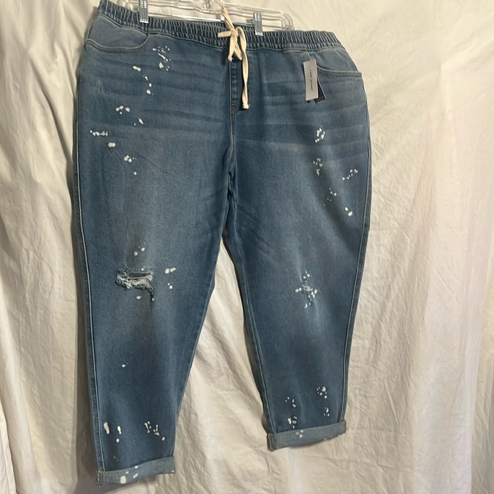 Paint splatter capris